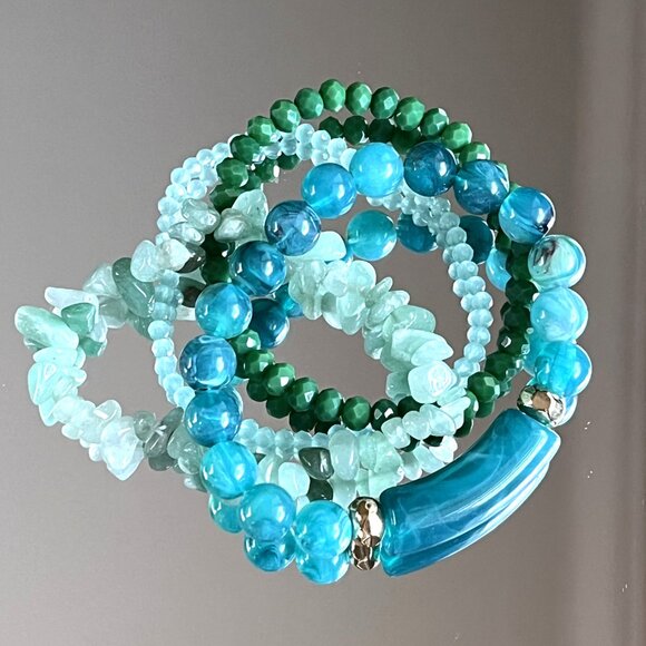 Charmze Stackable Set of Four Stretch Beaded Bracelets Artisan Handmade - Picture 3 of 3